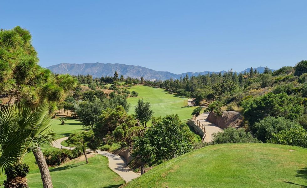 El Chaparral golf course near Hotel Monarque Fuengirola Park