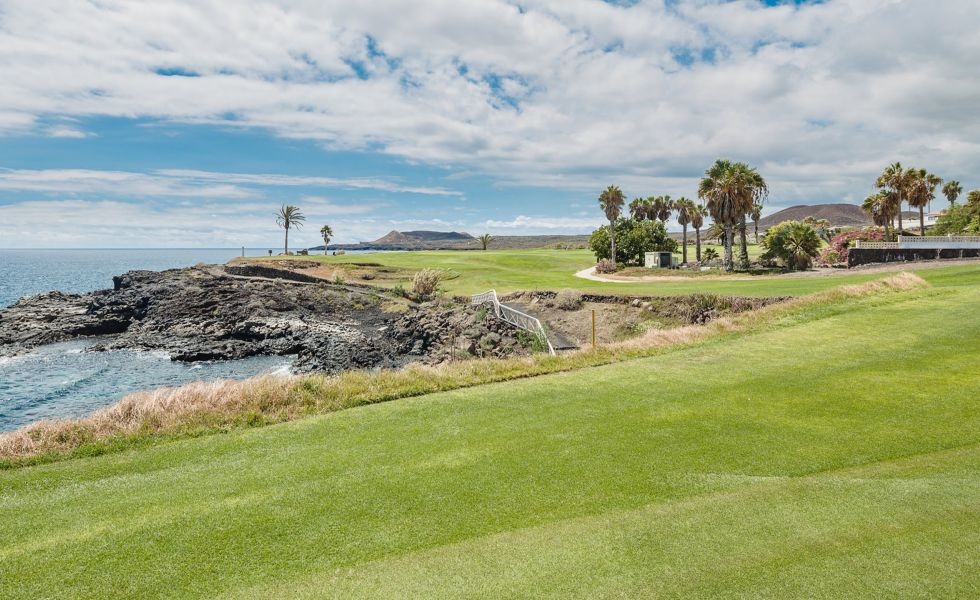 Amarilla golf course near Melia Jardines del Teide