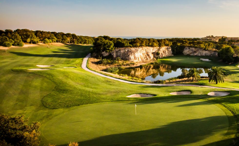 Infinium Hills golf course near H10 Imperial Tarraco