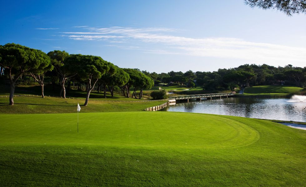 Embark on a golfing odyssey at Quinta Do Lago South Golf Course, a golfer's paradise near Conrad Algarve. Immerse yourself in the meticulously designed fairways and breathtaking landscapes, where every swing is a celebration of your golfing journey.